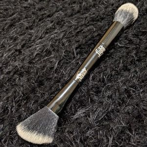 KatVonD brush (SOLD)